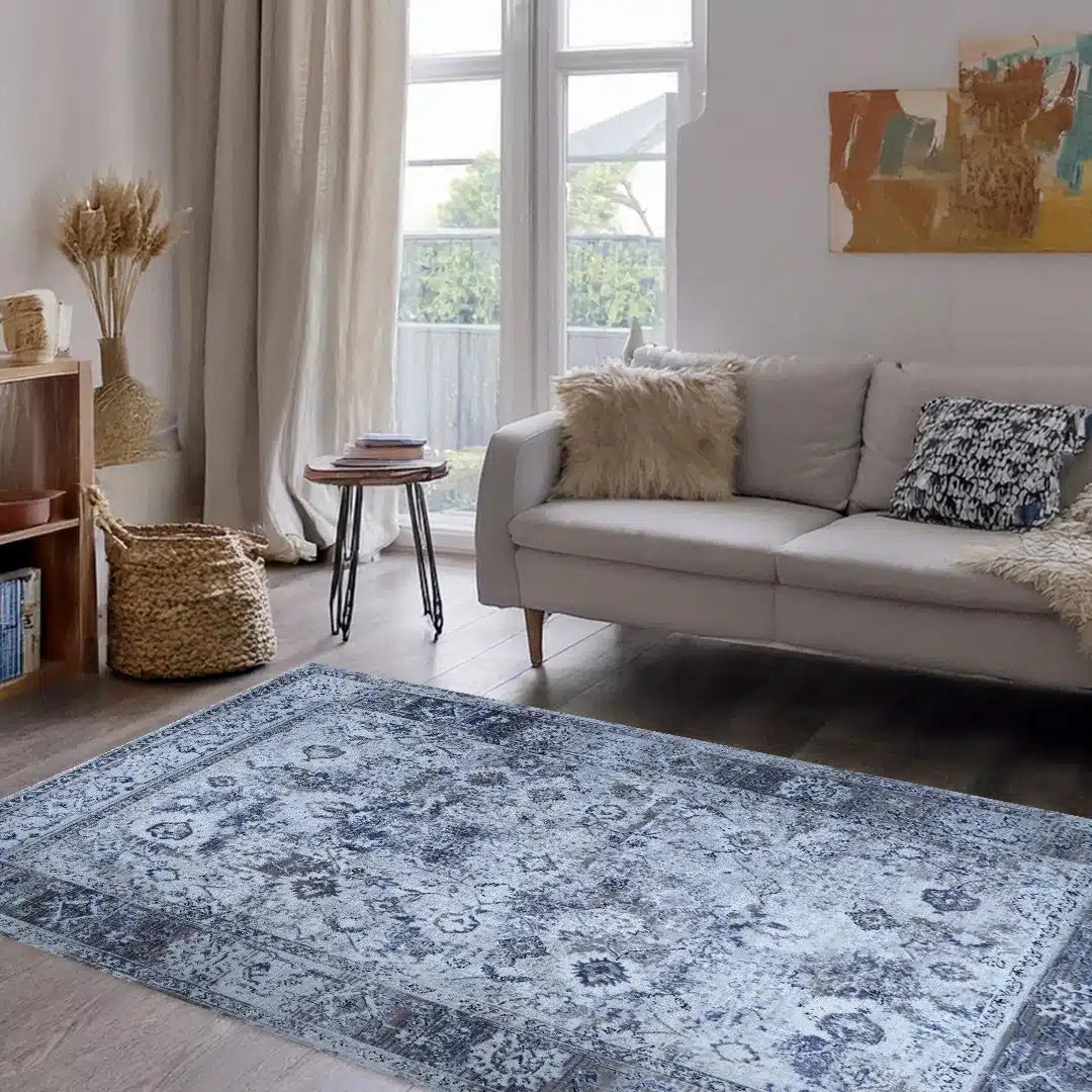 Lorenz Grey Distressed Vintage Rug | B052B