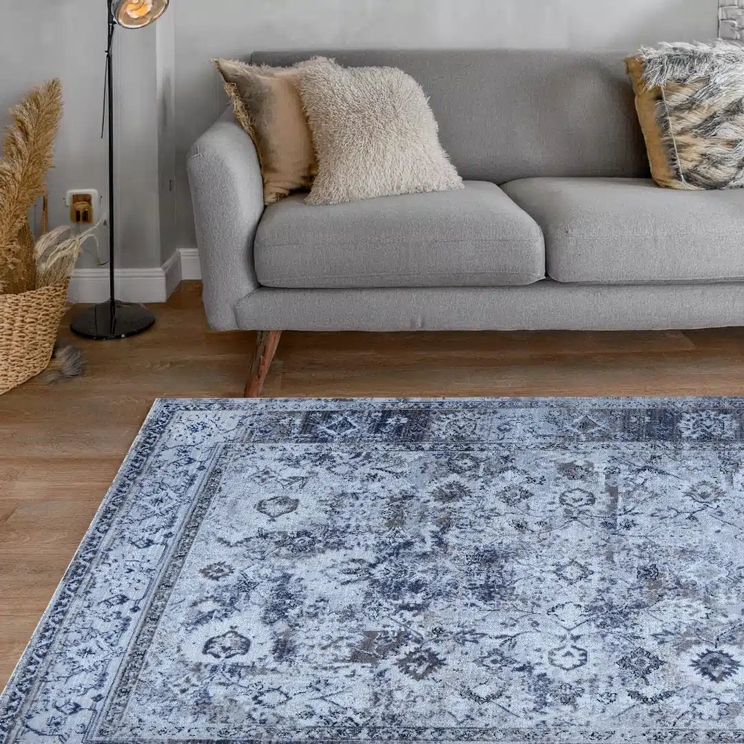 Lorenz Grey Distressed Vintage Rug | B052B